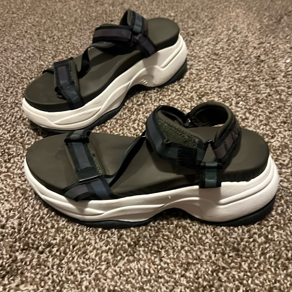 Zara Sandals